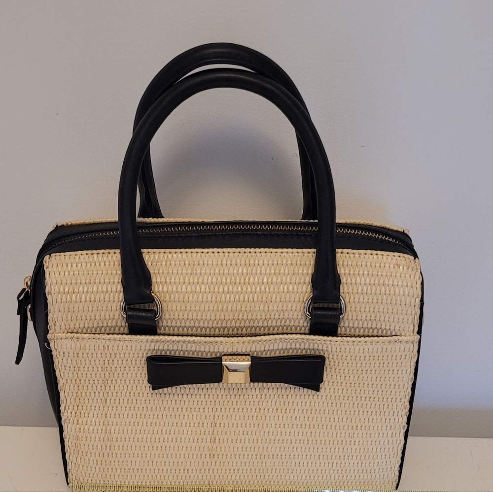Elegant Black and Cream Women's Handbag